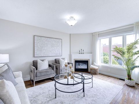 Photo 22 at 2092 Redstone Crescent, WM Westmount, Oakville