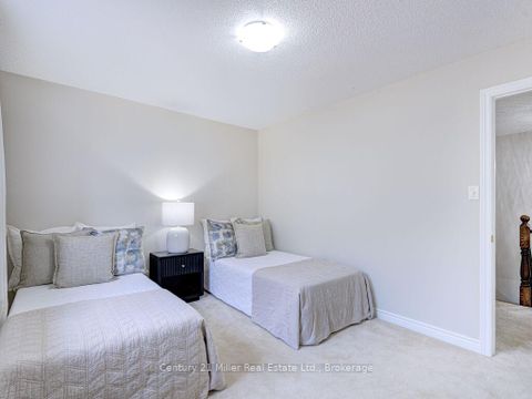 Photo 35 at 2092 Redstone Crescent, WM Westmount, Oakville