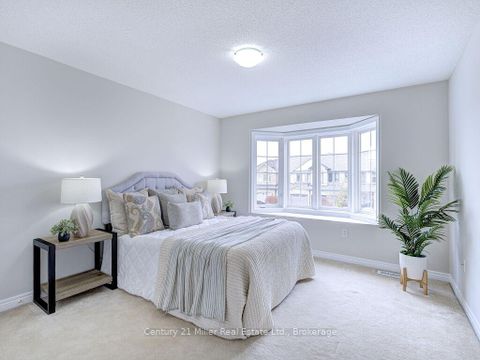 Photo 37 at 2092 Redstone Crescent, WM Westmount, Oakville