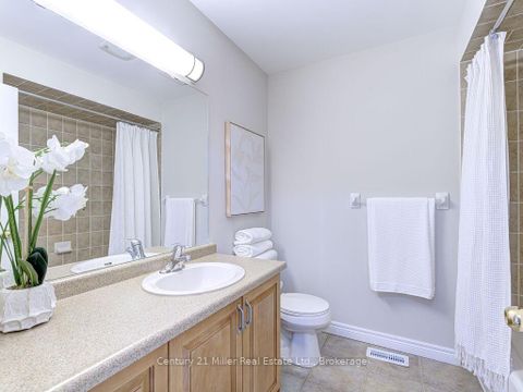 Photo 39 at 2092 Redstone Crescent, WM Westmount, Oakville