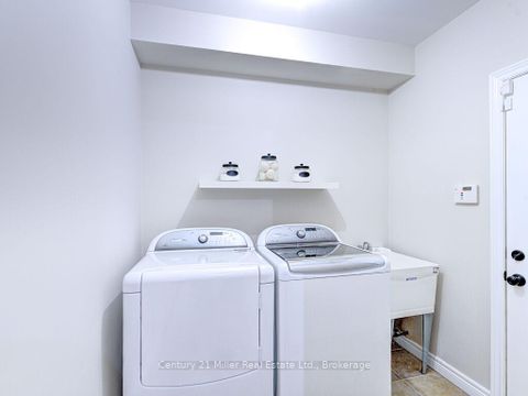 Photo 40 at 2092 Redstone Crescent, WM Westmount, Oakville