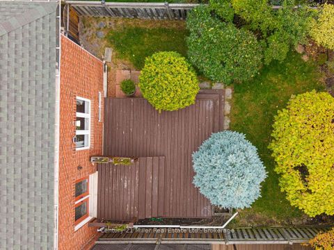 Photo 43 at 2092 Redstone Crescent, WM Westmount, Oakville