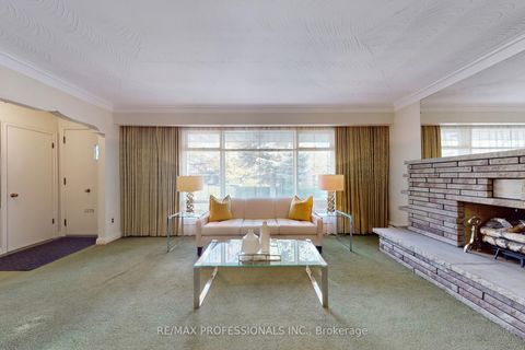 Photo 2 at 110 Shaver Avenue N, City Centre West, Toronto