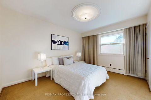 Photo 11 at 110 Shaver Avenue N, City Centre West, Toronto