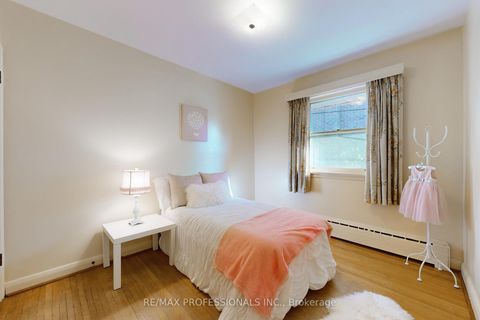 Photo 14 at 110 Shaver Avenue N, City Centre West, Toronto