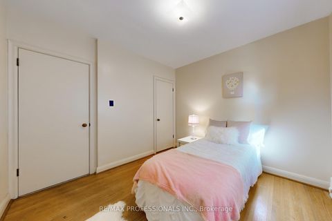 Photo 16 at 110 Shaver Avenue N, City Centre West, Toronto