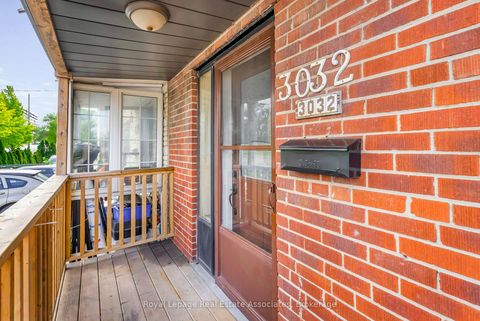 Photo 3 at 3032 Keele Street, CFB, Toronto
