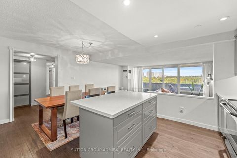 Photo 6 at 1001 - 270 Scarlett Road, Smythe, Toronto