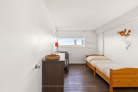 Photo 29 at 1001 - 270 Scarlett Road, Smythe, Toronto