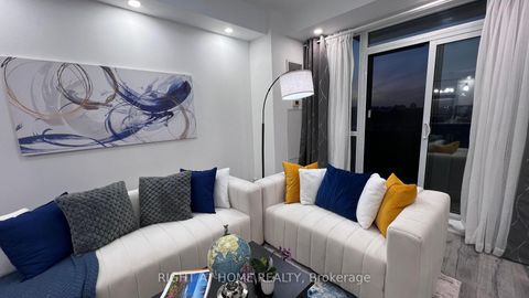 Photo 1 at 814 - 520 Steeles Avenue W, Yorkhill, Vaughan