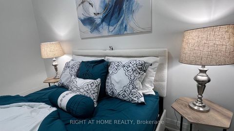 Photo 16 at 814 - 520 Steeles Avenue W, Yorkhill, Vaughan