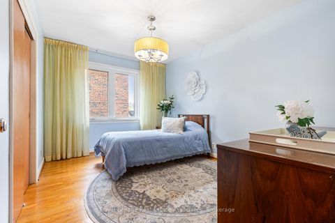 Photo 19 at 67 Breadner Drive, Richview, Toronto