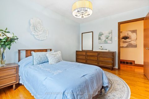 Photo 20 at 67 Breadner Drive, Richview, Toronto