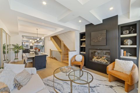 Photo 7 at 52 - 2150 Trafalgar Road, RO River Oaks, Oakville