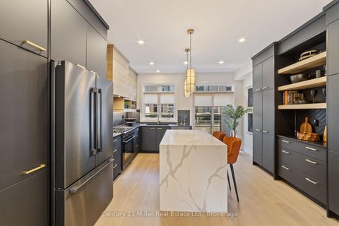 Photo 8 at 52 - 2150 Trafalgar Road, RO River Oaks, Oakville