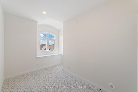 Photo 28 at 30 - 280 Melody Common, RO River Oaks, Oakville