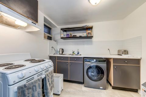 Photo 23 at 92 Dixon Avenue, The Beaches, Toronto