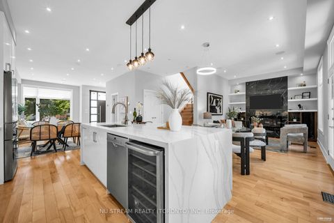 Photo 5 at 4 Westbourne Avenue, Birchmount, Toronto