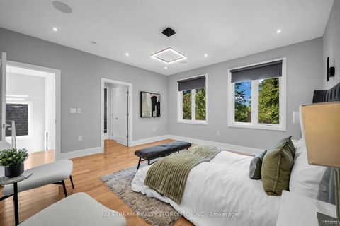 Photo 18 at 4 Westbourne Avenue, Birchmount, Toronto