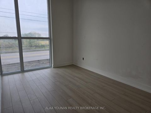 Photo 11 at 102 - 3075 Trafalgar Road, JM Joshua Meadows, Oakville