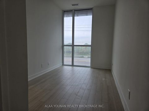 Photo 12 at 102 - 3075 Trafalgar Road, JM Joshua Meadows, Oakville