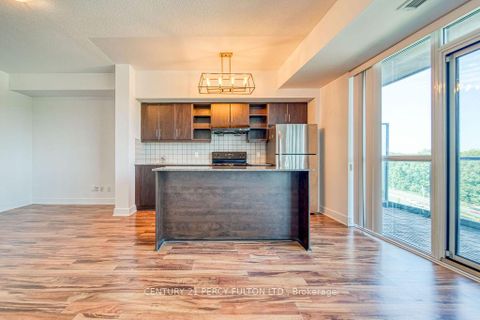 Photo 11 at 504 - 35 Brian Peck Crescent, Thorncliffe Park, Toronto