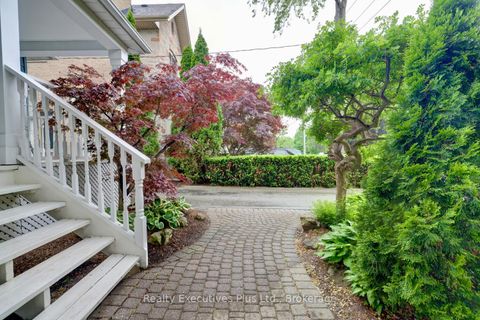 Photo 1 at 322 Pine Avenue, OO Old Oakville, Oakville