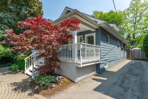 Photo 2 at 322 Pine Avenue, OO Old Oakville, Oakville