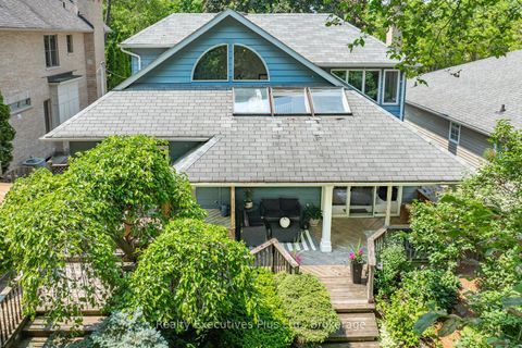 Photo 5 at 322 Pine Avenue, OO Old Oakville, Oakville