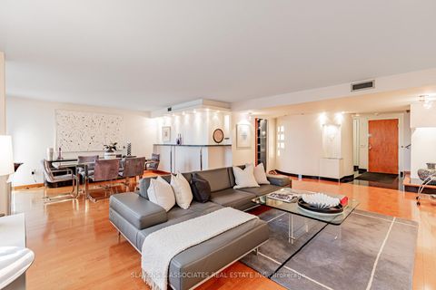 Photo 11 at 1213 - 360 Bloor Street E, Moore Park, Toronto