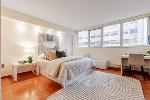 Photo 17 at 1213 - 360 Bloor Street E, Moore Park, Toronto