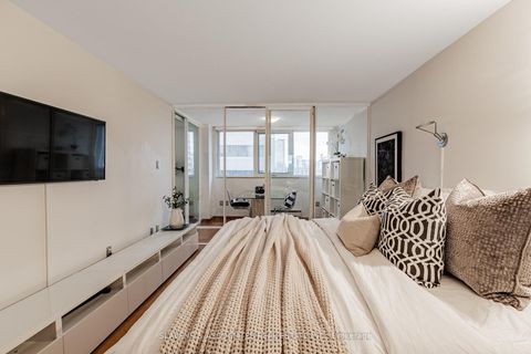 Photo 23 at 1213 - 360 Bloor Street E, Moore Park, Toronto