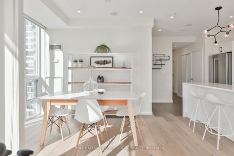 Photo 8 at 2303 - 126 Simcoe Street, Waterfront Communities C1, Toronto