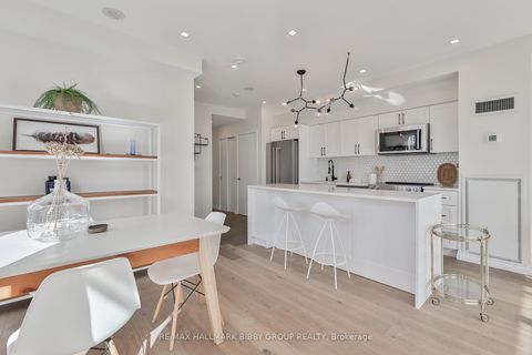 Photo 10 at 2303 - 126 Simcoe Street, Waterfront Communities C1, Toronto