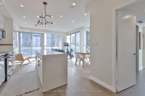 Photo 14 at 2303 - 126 Simcoe Street, Waterfront Communities C1, Toronto