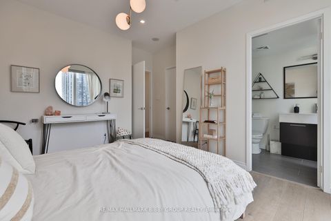 Photo 22 at 2303 - 126 Simcoe Street, Waterfront Communities C1, Toronto