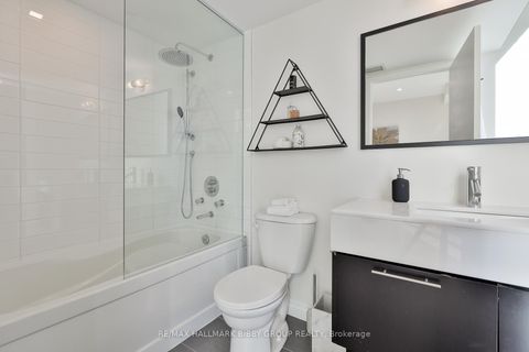 Photo 23 at 2303 - 126 Simcoe Street, Waterfront Communities C1, Toronto