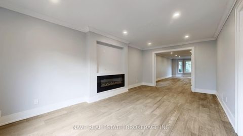 Photo 8 at 9 Tollbar Court, Westbrook, Richmond Hill