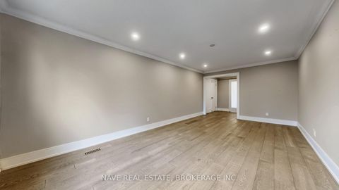 Photo 23 at 9 Tollbar Court, Westbrook, Richmond Hill