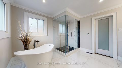 Photo 25 at 9 Tollbar Court, Westbrook, Richmond Hill