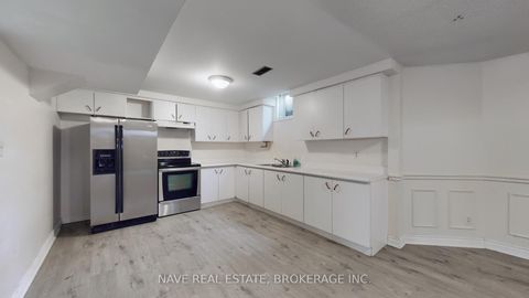 Photo 39 at 9 Tollbar Court, Westbrook, Richmond Hill