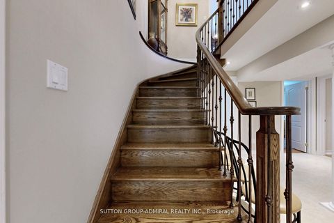 Photo 18 at 25 Little Natalie Court, Patterson, Vaughan