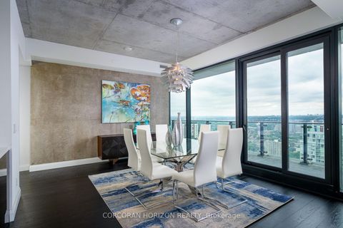 Photo 1 at 4601 - 224 King Street W, Waterfront Communities C1, Toronto