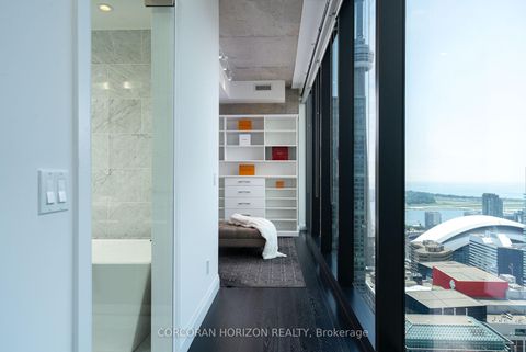 Photo 17 at 4601 - 224 King Street W, Waterfront Communities C1, Toronto