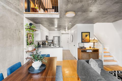 Photo 4 at 805 - 1029 King Street W, Niagara, Toronto