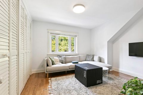 Photo 10 at 283 Ashdale Avenue, Coxwell, Toronto