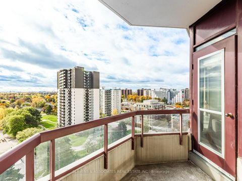 Photo 17 at PH103 - 91 Townsgate Drive, Yorkhill, Vaughan