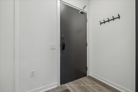 Photo 12 at 511 - 395 Dundas Street W, GO Glenorchy, Oakville