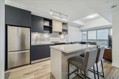 Photo 15 at 511 - 395 Dundas Street W, GO Glenorchy, Oakville