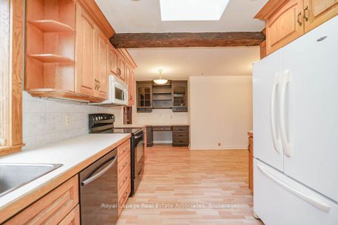 Photo 21 at 3364 Burnhamthorpe Road W, OA Rural Oakville, Oakville